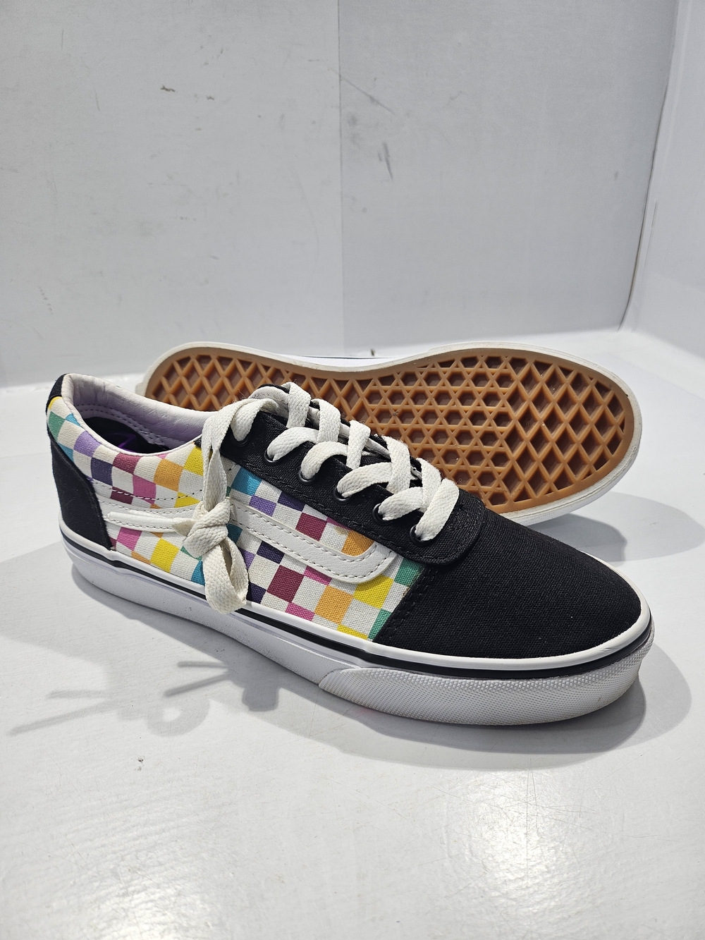 Vans Black Canvas Low-Top Sneakers with Multicolor Checker Panels Big Kids 4.5